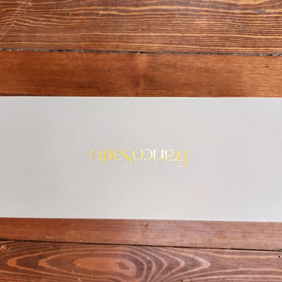 Franco Sarto Suede Flats 8.0 NIB - Picture 8 of 8